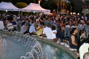 Belediyeden 10 bin kişiye iftar
