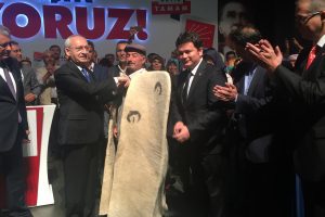 Bursa'da CHP'ye 1 oy çıkan köyde, 150 kişi CHP'ye üye oldu