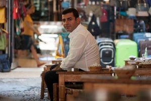 Demirtaş'tan Erdoğan'a: Hala arkamdan konuşmaya devam ediyorsun