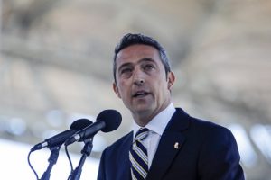 Ali Koç'tan Aziz Yıldırım'a sert sözler!