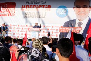 Karamollaoğlu: Bir numaralı meselemiz...
