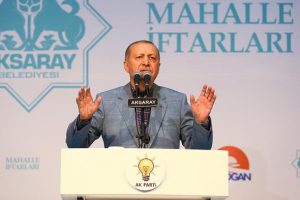 Erdoğan: Cumhurbaşkanı olmaya mı talipsin, kral olmaya mı heveslisin?