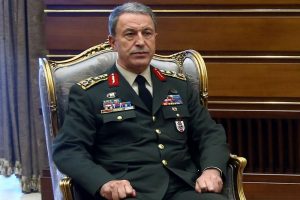 Orgeneral Akar'dan Yüksekova'da terörle mücadele mesajı