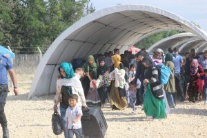 Suriyelilerin bayram için ülkelerine dönüşleri sürüyor