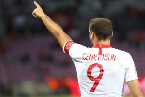 Cenk Tosun kamptan ayrıldı
