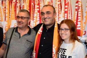 Abdürrahim Albayrak: İşte Galatasaray taraftarı bu