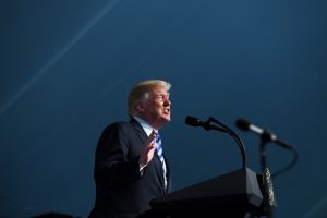 Trump, Beyaz Saray'da iftar verecek