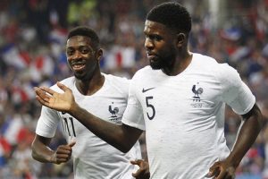 Umtiti, 2023'e kadar Barcelona'da