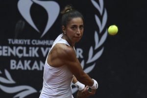 Çağla Büyükakçay İtalya'da şampiyon