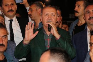 Cumhurbaşkanı Erdoğan vatandaşlarla sohbet etti