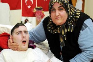 LGS'de Gülsüm anne sürprizi