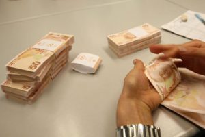 Nöbette uyudu, tazminatını mahkemeyle kazandı!