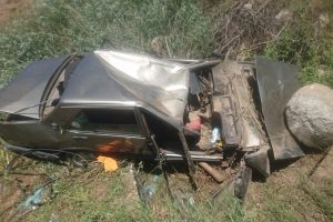 Bursa'da yoldan çıkan otomobil takla attı: 4 yaralı