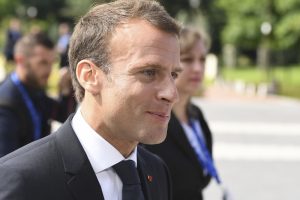 Macron'un sağ koluna yolsuzluk soruşturması