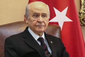 Bahçeli, Ali Koç'u telefonla arayarak tebrik tebrik etti