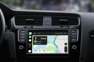 Apple CarPlay Google Haritaları destekleyecek!