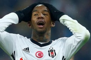 Benfica Talisca'yı tuzağa düşürdü!