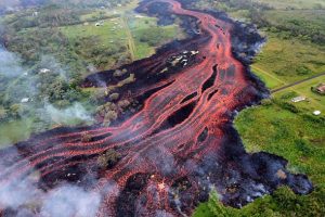 Hawaii'de lavlar 117 evi yok etti