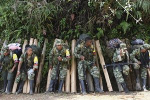 Kolombiya'da FARC'a operasyon: 6 ölü