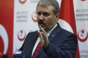 Destici: HDP kapatılmalı