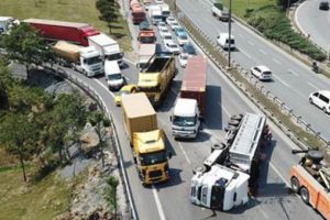 Basın Ekspres yolunda feci kaza!