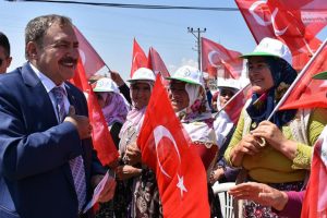 Eroğlu: 'Seçimi gümbür gümbür kazanacağız'