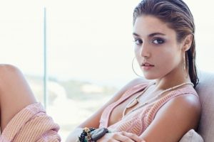 Hande Erçel Londra'da sınıfta kaldı