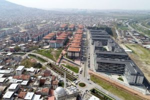 Bursa Soğanlı'da riskli alandaki binalar yıkılıyor