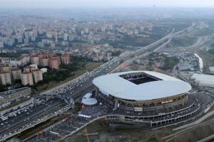 O araziye 825 milyonluk teklif!