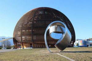 Higgs bozonu aniden en ağır parçacıklarla belirdi