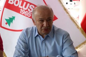 ''Transferde çok acele etmek istemiyoruz''