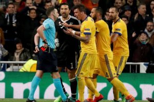 UEFA, Buffon'a 3 maç ceza verdi