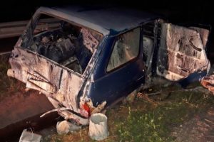 CHP'li Köse'nin seçim minibüsü kaza yaptı