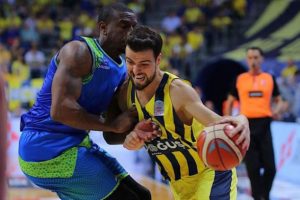 TOFAŞ, Fenerbahçe'ye farklı kaybetti