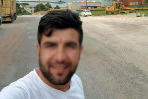 Boşanmak üzere olduğu eşini öldürdü