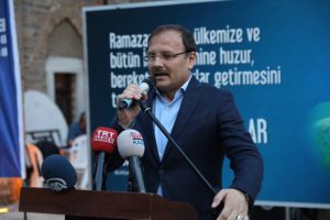 Çavuşoğlu, Bursa'da katıldığı iftar programında konuştu