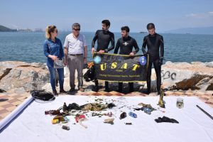 Bursa Gemlik'te 'dip' temizliği