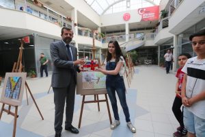 Bursa'da öğrenciler çevre için yarıştı