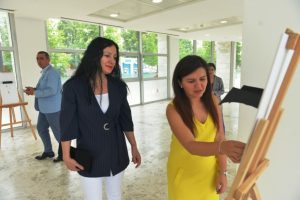 Taşkın'ın takı sergisi Bursa Nilüfer Halk Evi Sergi Salonu'nda