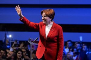 Meral Akşener çizgi roman oldu