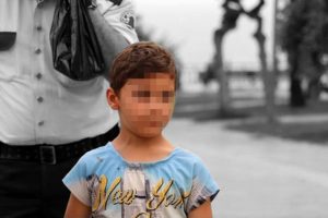 'Ona iyi bakın' deyip kendini boşluğa bıraktı!