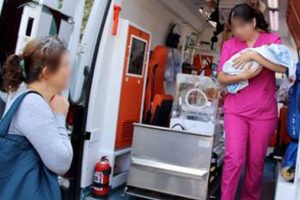 Öldü sanılıp mezarlığa götürülen bebeği 112 kurtardı!