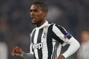 Juventus, Douglas Costa'yı açıkladı