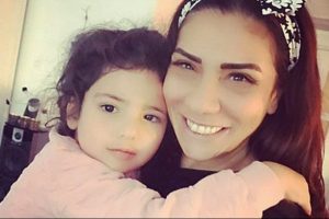 Işın Karaca kızına soyadını verdi