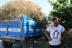 Anne ve 2 çocuğunun üzerinden teker geçti