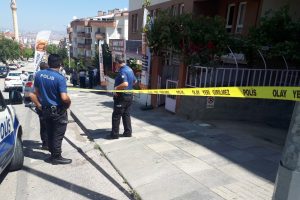 Okulda silahlı kavga: 1 yaralı