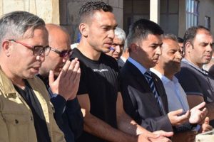 Mevlüt Erdinç'in babası son yolculuğuna uğurlandı