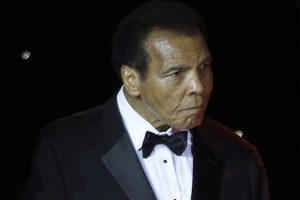 Trump: Muhammed Ali'yi affedebilirim!
