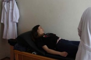 Herkes şok oldu! 15 ay kalçasında kaldı...