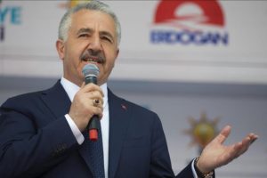 Arslan: Ulaştırma projelerine 474 milyar liralık yatırım yapmışız